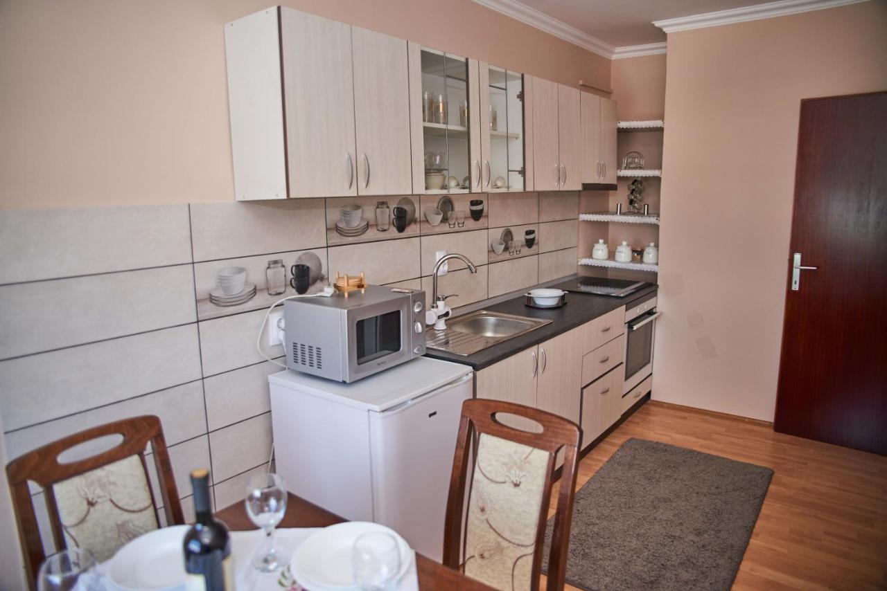 Apartman Ana Bečej Zewnętrze zdjęcie